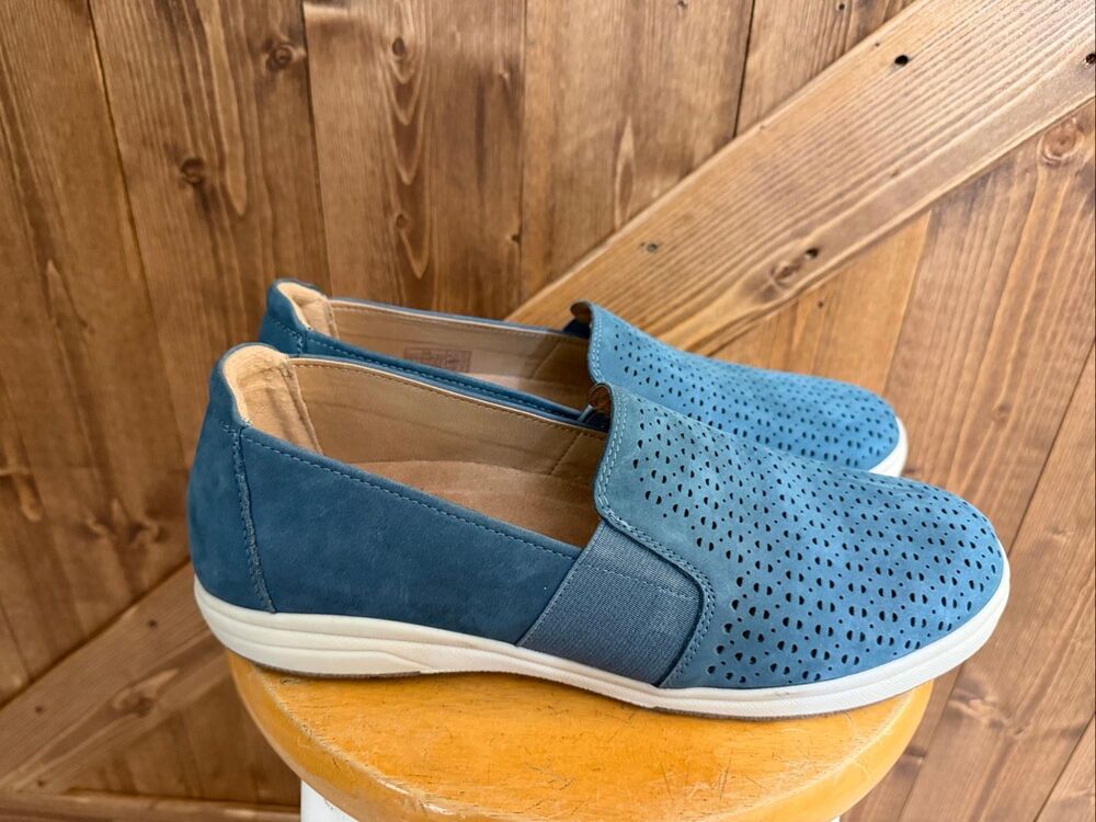 Earth Origins Women’s Blue Perforated Slip-On Shoes Size 12